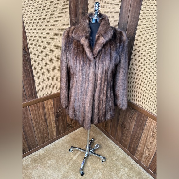 AMAZING DENNIS BASSO DESIGNER SILVERY BROWN RUSSIAN SABLE FUR COAT JACKET SMALL - Picture 1 of 11